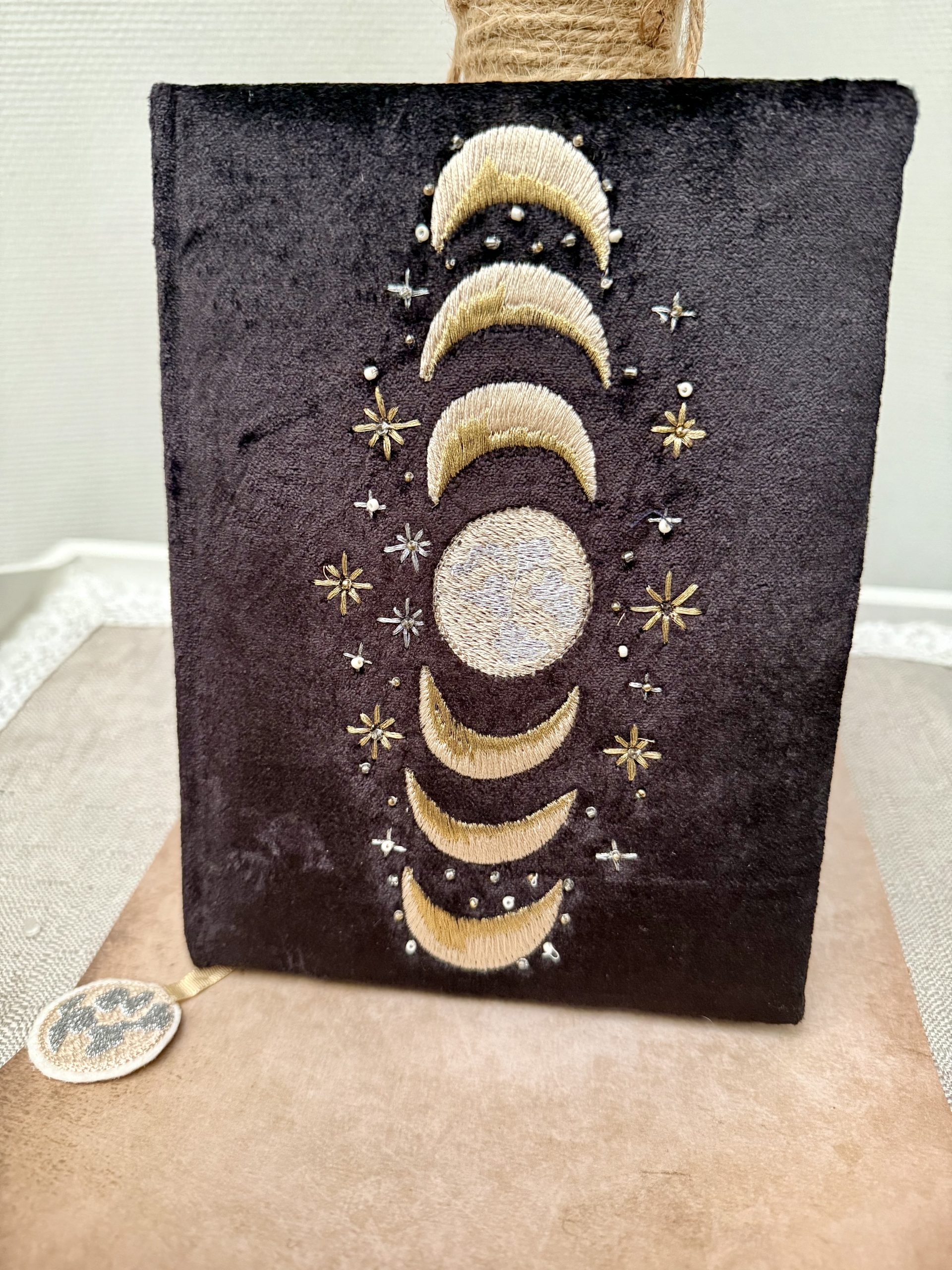 Carnet de Note « Velours Noir & Phases Lunaires » – Image 4